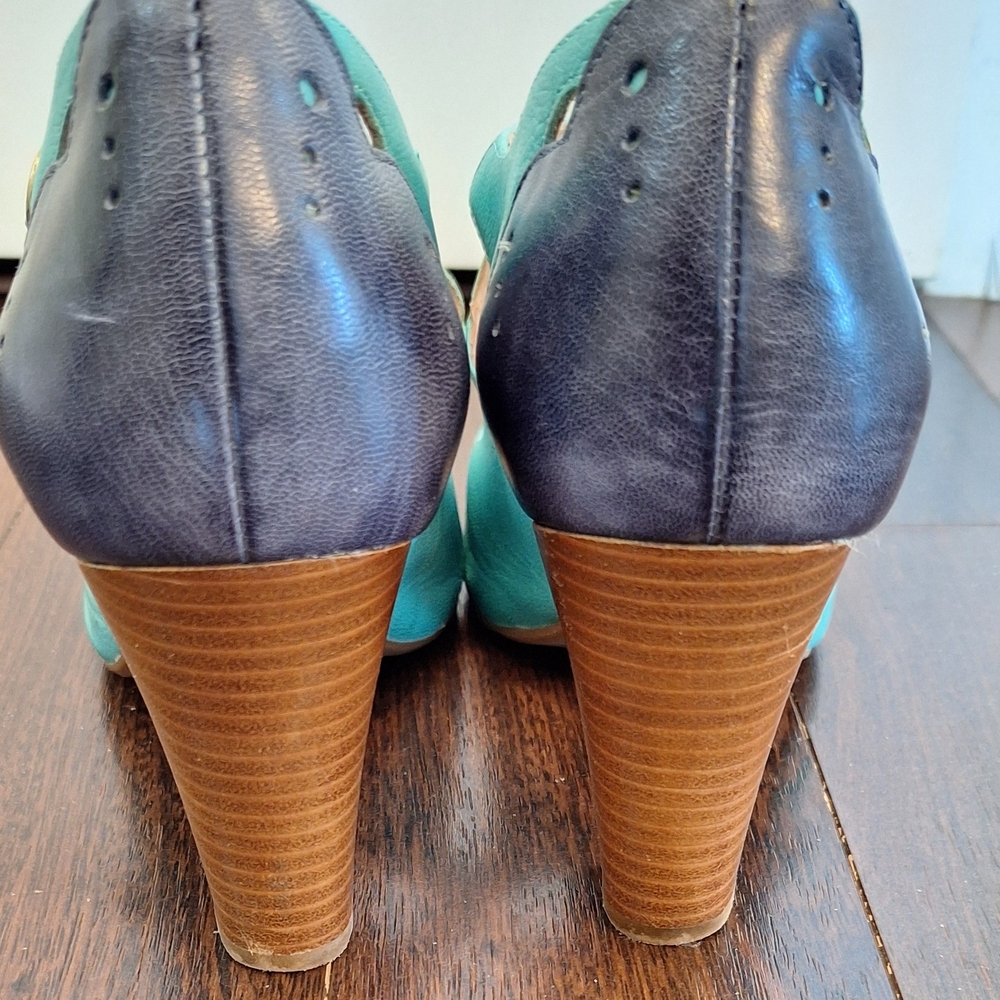 Miz Mooz Women's Teal and Navy Mary Jane Heeled Shoes - Picture 3 of 6